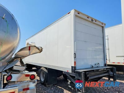 Drugie zdjęcie samochodu z przodu: 2015 FREIGHTLINER BUSINESS CLASS M2 BOX TRUCK VIN:3ALACWDT4FDGU9083 - miniatura