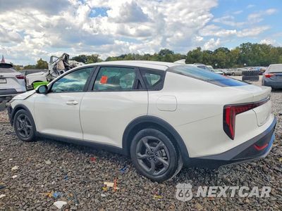 Drugie zdjęcie samochodu z przodu: 2026 KIA K4 LXS VIN:3KPFT4DE5TE273834 - miniatura