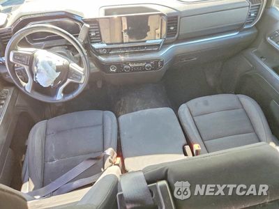 Zdjęcie 8 z 13 samochodu: 2024 CHEVROLET SILVERADO K1500 LT-L VIN:3GCPDKEK7RG453162 - miniatura