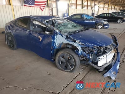 Czwarte zdjęcie samochodu z boku: 2025 TOYOTA PRIUS LE VIN:JTDACAAU5S3063597 - miniatura