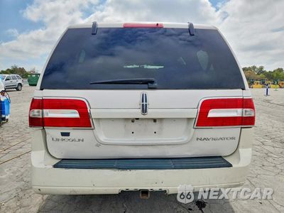 Zdjęcie 6 z 13 samochodu: 2010 LINCOLN NAVIGATOR VIN:5LMJJ2H5XAEJ11374 - miniatura