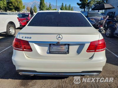 Zdjęcie 6 z 12 samochodu: 2014 MERCEDES-BENZ E 350 VIN:WDDHF5KB6EA786861 - miniatura