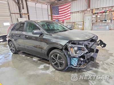 Czwarte zdjęcie samochodu z boku: 2025 KIA NIRO LX VIN:KNDCP3LEXS5254810 - miniatura