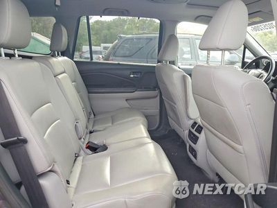 Zdjęcie 11 z 13 samochodu: 2017 HONDA PILOT TOURING VIN:5FNYF6H98HB023398 - miniatura