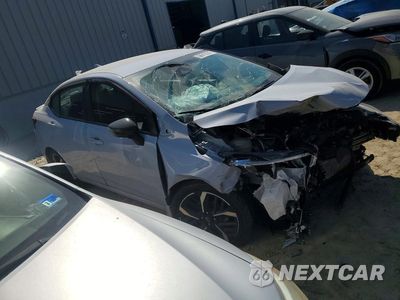 Czwarte zdjęcie samochodu z boku: 2024 NISSAN VERSA SR VIN:3N1CN8FV6RL839055 - miniatura