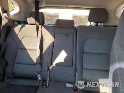 Zdjęcie 10 z 13 samochodu: 2018 HYUNDAI TUCSON SE VIN:KM8J23A40JU798376 - miniatura