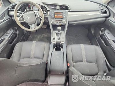 Zdjęcie 8 z 12 samochodu: 2017 HONDA CIVIC LX VIN:2HGFC2F56HH519904 - miniatura