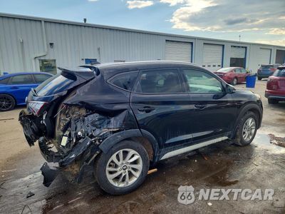 Trzecie zdjęcie samochodu z tyłu: 2018 HYUNDAI TUCSON SEL PLUS VIN:KM8J33A46JU764925 - miniatura