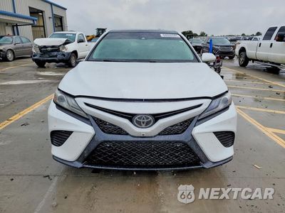 Piąte zdjęcie samochodu w środku: 2018 TOYOTA CAMRY XSE V6 VIN:4T1BZ1HK0JU011063 - miniatura