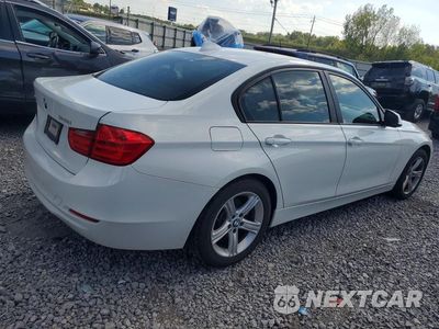 Trzecie zdjęcie samochodu z tyłu: 2014 BMW 328 XI SULEV VIN:WBA3B5G51ENS07929 - miniatura