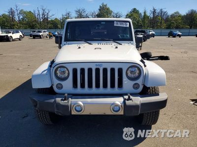 Piąte zdjęcie samochodu w środku: 2017 JEEP WRANGLER UNLIMITED SAHARA VIN:1C4BJWEGXHL524961 - miniatura