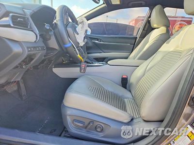 Zdjęcie 7 z 12 samochodu: 2019 TOYOTA CAMRY HYBRID SE VIN:4T1B21HK0KU517448 - miniatura