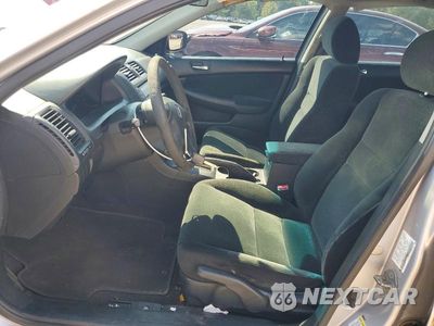 Zdjęcie 7 z 12 samochodu: 2006 HONDA ACCORD VALUE VIN:1HGCM56186A046999 - miniatura