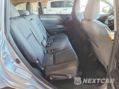 Zdjęcie 10 z 12 samochodu: 2015 TOYOTA HIGHLANDER LE VIN:5TDZKRFHXFS068220 - miniatura