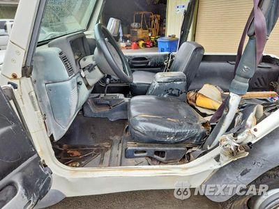 Zdjęcie 7 z 12 samochodu: 1997 JEEP WRANGLER / TJ SPORT VIN:1J4FY19S6VP405088 - miniatura