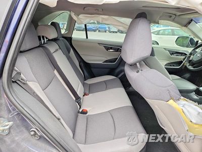 Zdjęcie 11 z 13 samochodu: 2025 TOYOTA RAV4 HYBRID XLE VIN:JTMRWRFV2SJ075051 - miniatura