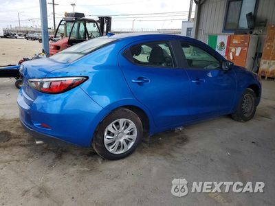 Trzecie zdjęcie samochodu z tyłu: 2019 TOYOTA YARIS L VIN:3MYDLBYV3KY518893 - miniatura