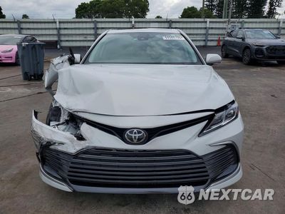 Piąte zdjęcie samochodu w środku: 2024 TOYOTA CAMRY LE VIN:4T1R11AK3RU238081 - miniatura