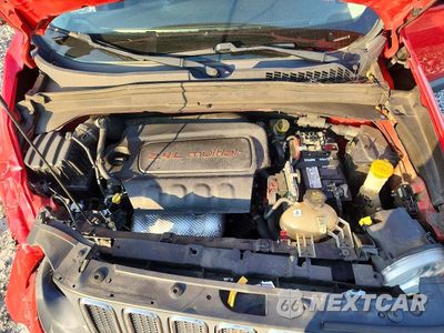 Zdjęcie 12 z 13 samochodu: 2015 JEEP RENEGADE SPORT VIN:ZACCJAAT0FPB71216 - miniatura