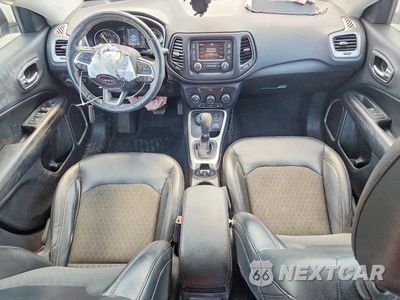 Zdjęcie 8 z 13 samochodu: 2018 JEEP COMPASS LATITUDE VIN:3C4NJDBB7JT192532 - miniatura