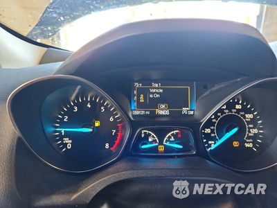 Zdjęcie 9 z 14 samochodu: 2019 FORD ESCAPE SE VIN:1FMCU0GD4KUC09694 - miniatura