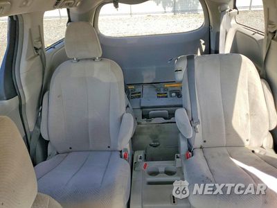 Zdjęcie 10 z 14 samochodu: 2012 TOYOTA SIENNA LE VIN:5TDKK3DC3CS233722 - miniatura