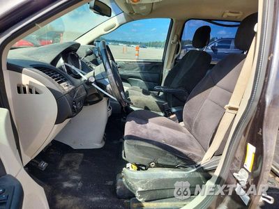 Zdjęcie 7 z 13 samochodu: 2015 DODGE GRAND CARAVAN SE VIN:2C4RDGBGXFR738756 - miniatura