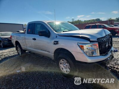 Czwarte zdjęcie samochodu z boku: 2018 NISSAN TITAN XD S VIN:1N6AA1C36JN505698 - miniatura