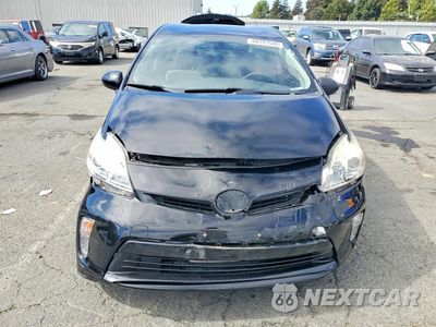 Piąte zdjęcie samochodu w środku: 2014 TOYOTA PRIUS TWO VIN:JTDKN3DU4E0375969 - miniatura