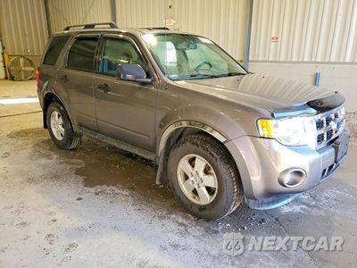Czwarte zdjęcie samochodu z boku: 2012 FORD ESCAPE XLT VIN:1FMCU0D72CKC61689 - miniatura
