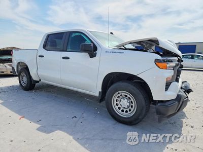 Czwarte zdjęcie samochodu z boku: 2025 CHEVROLET SILVERADO K1500 VIN:1GCPKAEK5SZ156963 - miniatura