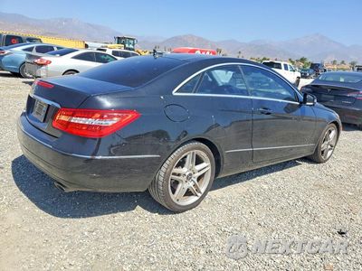 Trzecie zdjęcie samochodu z tyłu: 2011 MERCEDES-BENZ E 350 VIN:WDDKJ5GB9BF105717 - miniatura