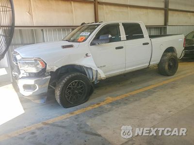 2019 RAM 2500 BIG HORN 3C6UR5DL9KG729323 - główne zdjęcie licytacji z USA - miniatura