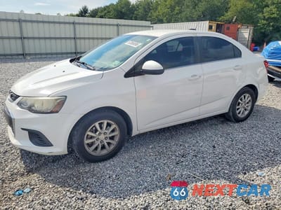 2017 CHEVROLET SONIC LT 1G1JD5SH5H4133004 - główne zdjęcie licytacji z USA - miniatura