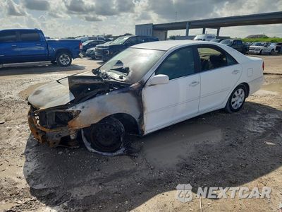 2002 TOYOTA CAMRY LE 4T1BE32K42U098967 - główne zdjęcie licytacji z USA - miniatura