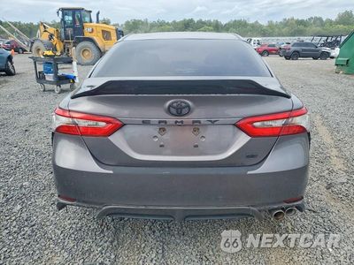 Zdjęcie 6 z 12 samochodu: 2018 TOYOTA CAMRY SE VIN:4T1B11HK0JU027626 - miniatura