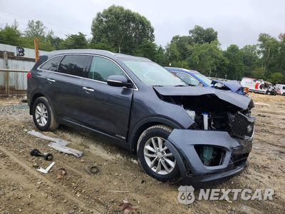 Czwarte zdjęcie samochodu z boku: 2016 KIA SORENTO LX V6 VIN:5XYPGDA59GG032803 - miniatura