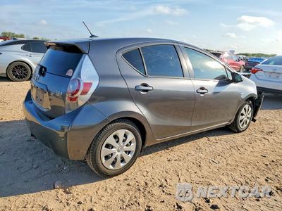 Trzecie zdjęcie samochodu z tyłu: 2014 TOYOTA PRIUS C THREE VIN:JTDKDTB34E1560109 - miniatura