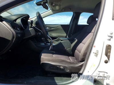Zdjęcie 7 z 12 samochodu: 2018 CHEVROLET MALIBU LT VIN:1G1ZD5ST0JF182807 - miniatura