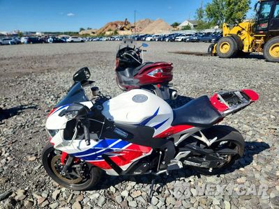 Trzecie zdjęcie samochodu z tyłu: 2012 HONDA CBR1000 RR VIN:JH2SC5946CK400468 - miniatura