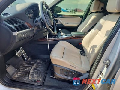 Zdjęcie 8 z 13 samochodu: 2012 BMW X5 XDRIVE35I VIN:5UXZV4C51CL989483 - miniatura
