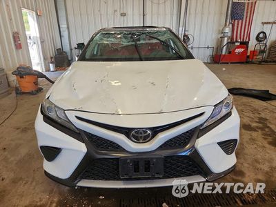 Piąte zdjęcie samochodu w środku: 2019 TOYOTA CAMRY XSE VIN:4T1B61HK6KU283921 - miniatura