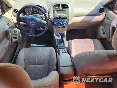 Zdjęcie 8 z 13 samochodu: 2004 TOYOTA RAV4 BASE VIN:JTEGD20V340046501 - miniatura