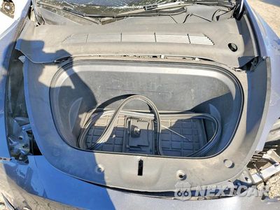 Zdjęcie 11 z 12 samochodu: 2023 TESLA MODEL Y VIN:7SAYGDEE4PA207920 - miniatura