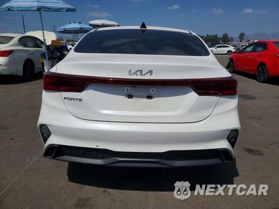 Zdjęcie 6 z 12 samochodu: 2024 KIA FORTE LXS VIN:3KPF24AD9RE775656 - miniatura