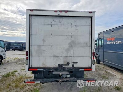 Zdjęcie 6 z 13 samochodu: 2017 FORD ECONOLINE E350 SUPER DUTY CUTAWAY VAN VIN:1FDWE3F63HDC43441 - miniatura