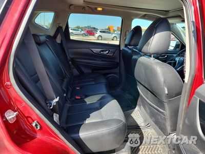 Zdjęcie 10 z 13 samochodu: 2015 NISSAN ROGUE SL VIN:5N1AT2MV0FC899961 - miniatura