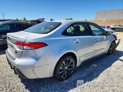Trzecie zdjęcie samochodu z tyłu: 2025 TOYOTA COROLLA HYBRID SE VIN:JTDBCMFE0SJ040344 - miniatura