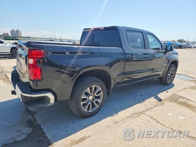 Trzecie zdjęcie samochodu z tyłu: 2022 CHEVROLET SILVERADO K1500 LT VIN:3GCUYDED9NG156554 - miniatura