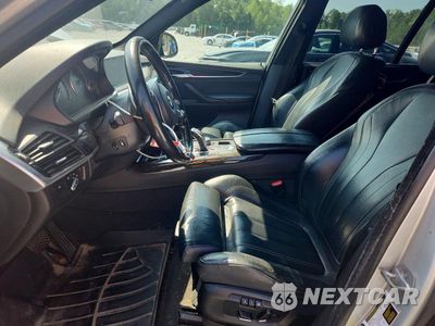 Zdjęcie 7 z 13 samochodu: 2018 BMW X5 SDRIVE35I VIN:5UXKR2C54J0Z18173 - miniatura